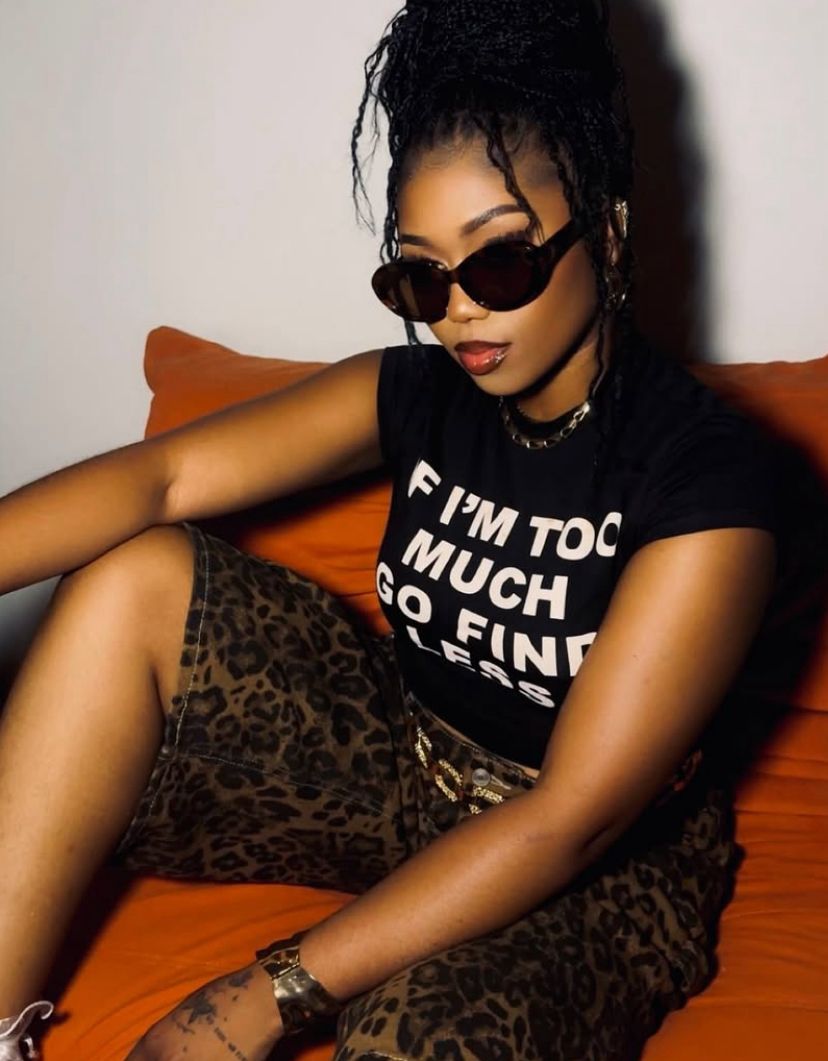 siyazamaa's tweet image. Maline Aura’s #Mabebuza Remix Pack is officially OUT! 🔥
Big love to Mdu aka TRP &amp;amp; Drega—their contributions took this track to a whole new level. Top tier stuff! 🙌🏽