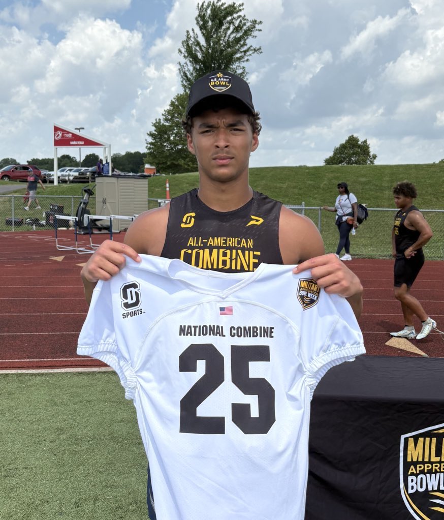 SDSports's tweet photo. Top Performer: Dayton Camp
⭐️ Dezmon Howard 2027 DE

SDS Athlete Profile 🔗
https://t.co/hcs21WS4px https://t.co/ujOOH70Ixb