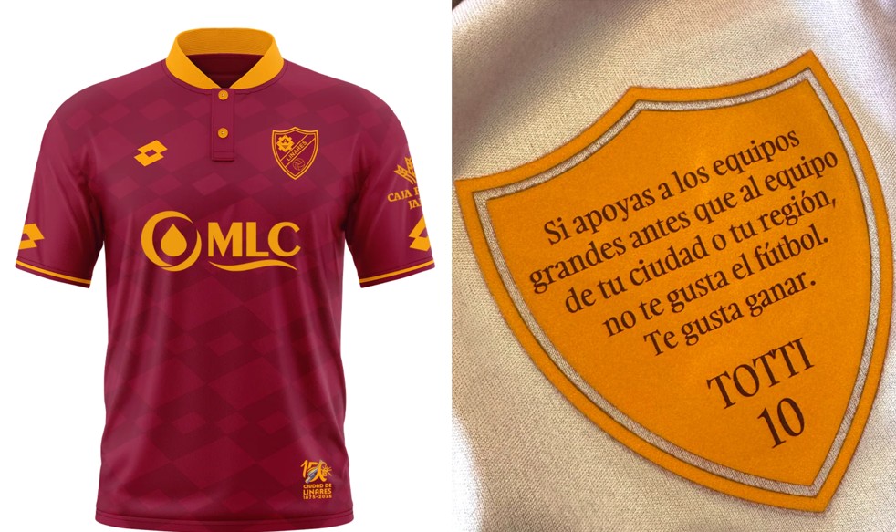 👕 La camiseta viral del <a href="/Linares_Dptvo/">Linares Deportivo 💙⚒</a> (segunda equipación) dedicada a <a href="/Totti/">Francesco Totti</a> y a la <a href="/OfficialASRoma/">AS Roma</a> lo está petando también en Italia, de donde están llegando muchos pedidos

💛❤️ Con los colores del equipo 'giallorosso' y un lema inspirado en una gran frase de 'Il Capitano'