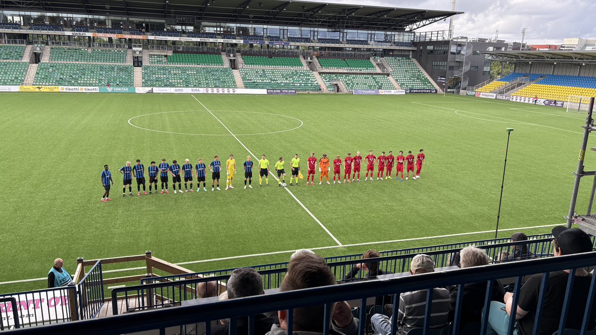 jkakonen's tweet image. Huipputasaisen Ykkösen seuraavat käänteet selvitetään tuulisella Veritaksella, johon sarjan kakkospaikkaa miehittävä #FCInter2 on saanut kylään sarjavitosen, eli Keravan Kollit (#PKKU) Seinää potkii täysii? #Ykkönen