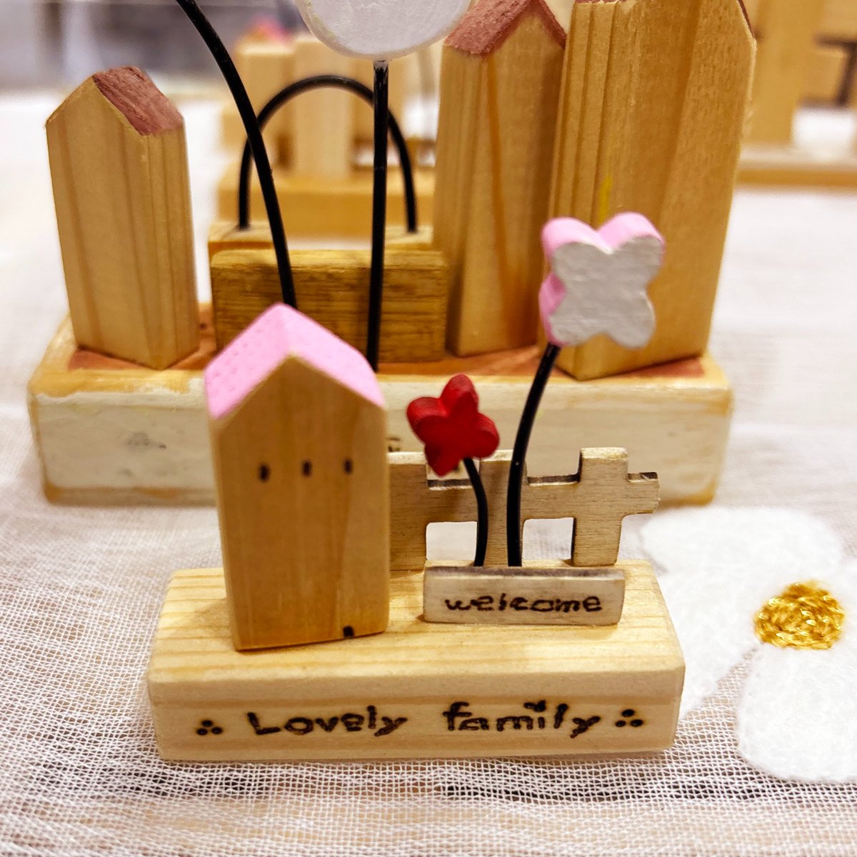 basilthym_NFT's tweet image. おはバジ🥰🍉

今日は久々のお休み✨
色々お買い物に行こうと思います🛍️
ゆっくりする暇がありません😅
でも美味しい物を食べる時間はあります😋

では、良い一日を✨

可愛くディスプレイ🩷🩵
飾るだけで気持ちが上がります🌴 
#ハンドメイド作品