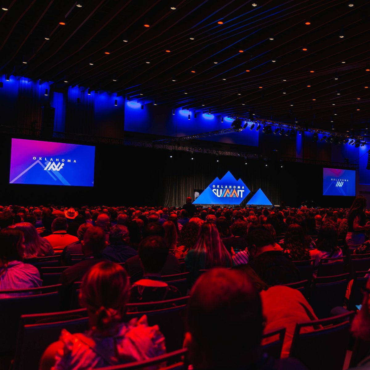 Arvest Convention Center tweet media
