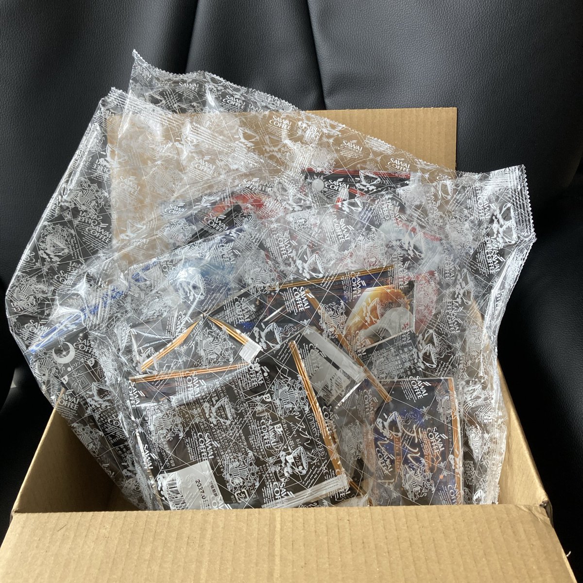 #PR 
銀座の珈琲専門店「澤井珈琲」の金・銀・銅ブレンドを飲み比べできる贅沢セット。もこっもこに膨らむドリップに感動☕️深煎り派にも香り派にも◎
8/12まで50％OFFクーポンでてるよ！
楽天➡︎ a.r10.to/hR3UVq