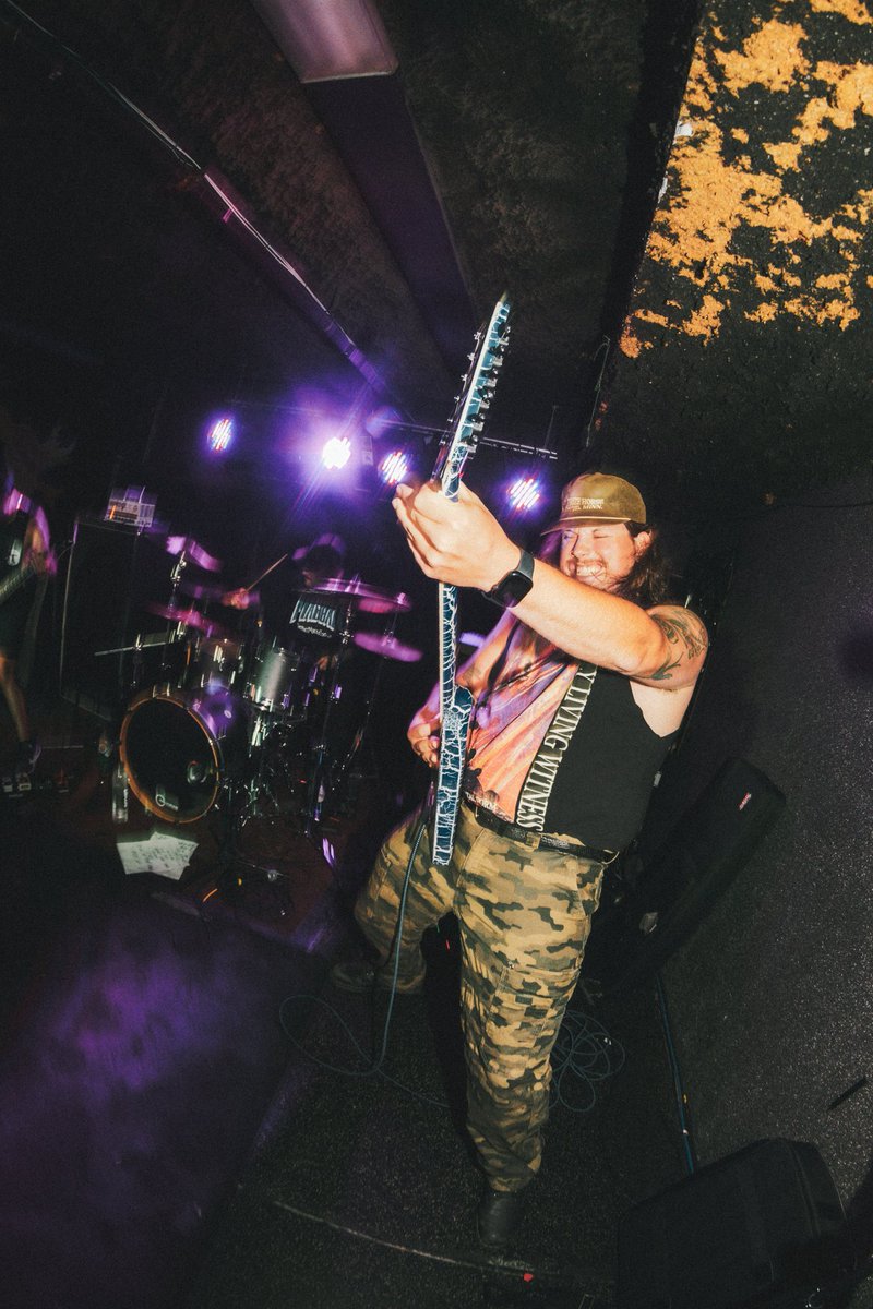 nodivinityhc's tweet image. BRIGHT BENEATH FEST IS THIS SATURDAY

All Ages, $15 and taking place at @HaroldsOnMain

Sharing the stage with some of F/Ms finest. Doors open at 2PM! Be there early to catch every act, you won&apos;t be disappointed and every band deserves your attention. 

Photos: @benhoos