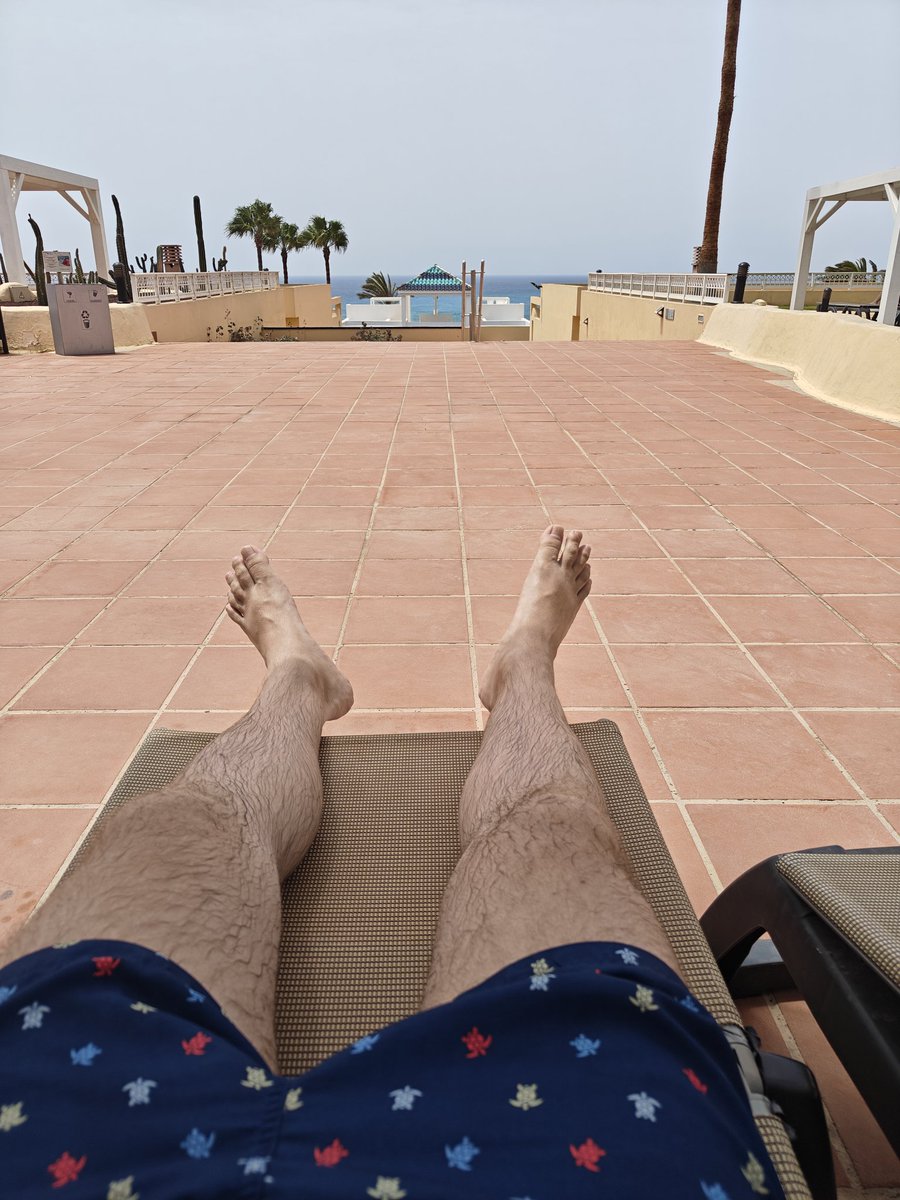 No code reviews nor coding this week!! 🚤🏖️🌞😎