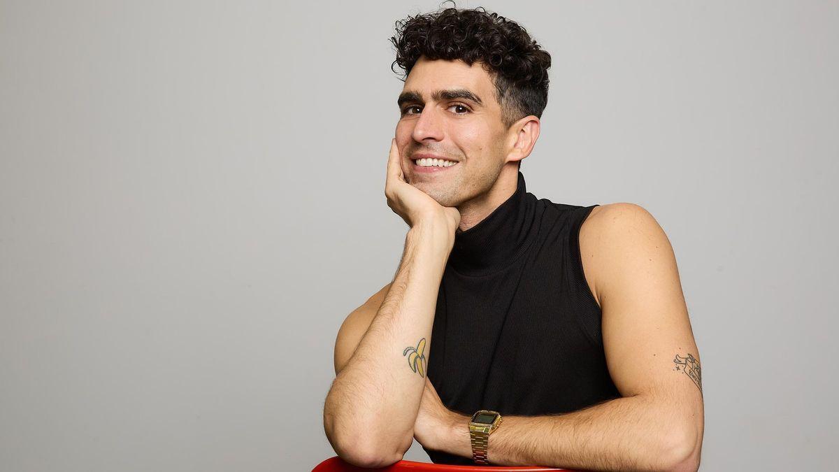 Jose Mola, autor de 'La maldición del sí quiero': 'Ser uno mismo todavía puede ser una provocación' diariodemallorca.es/cultura/2025/0…