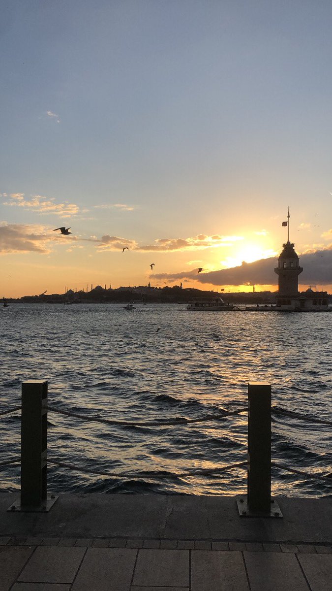 Şu eşsiz gün batımı manzarası için öncelikle Yaradana ardından Fatih beye (sultan olan) sonsuz şükranlar 🫶🏻🤲🏻