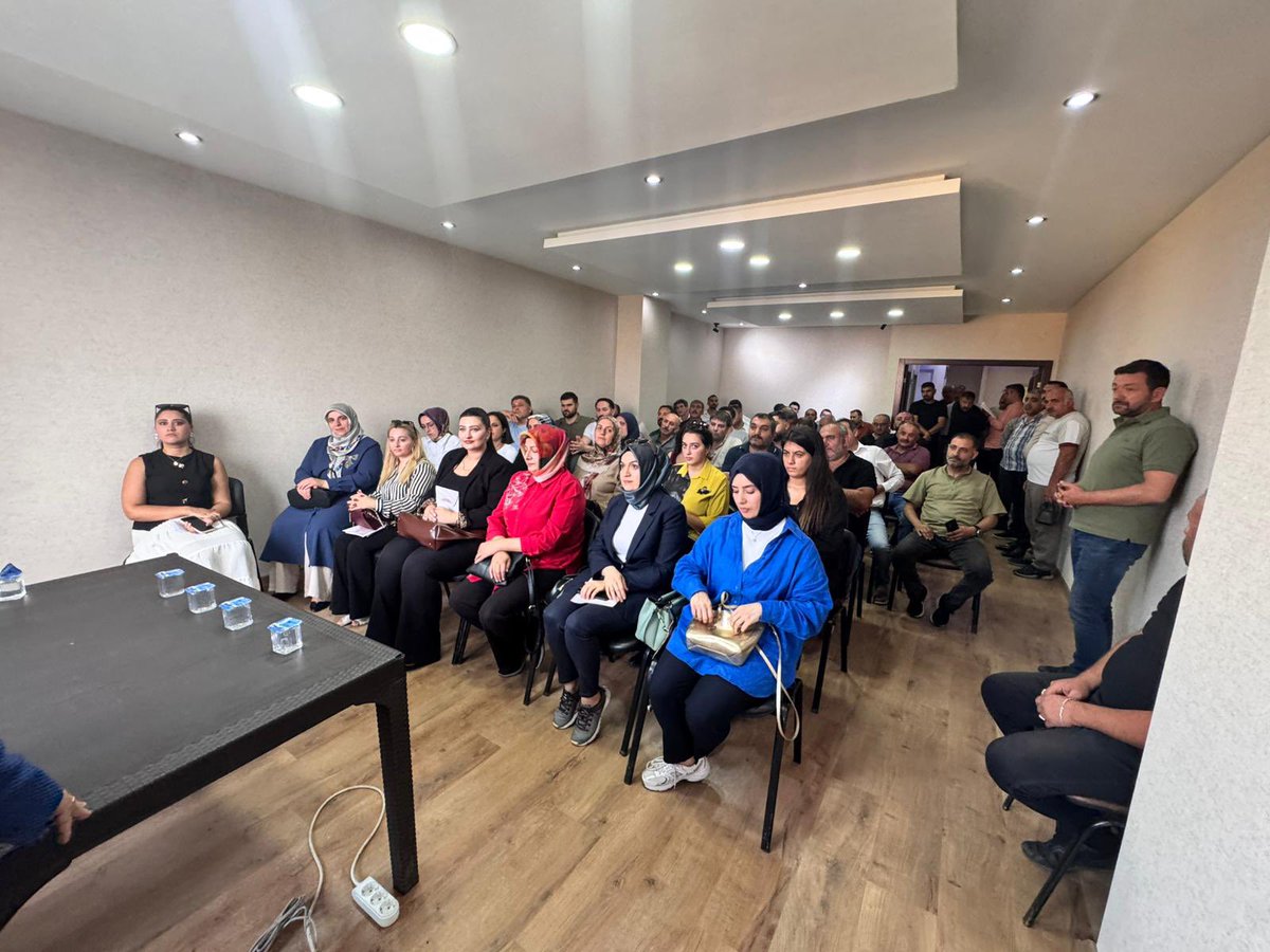 Hak - İş Konfederasyonu Erzurum İl Başkanlığımızı Erol Aksakal ile ziyaret ederek Şube Başkanımız Erdoğan Çelik ve sendika temsilcilerimizle bir araya geldik. Gerçekleşen toplantıda hem sendika temsilcilerimizin sorun ve taleplerini dinledik, hem de 9 Ağustos’ta