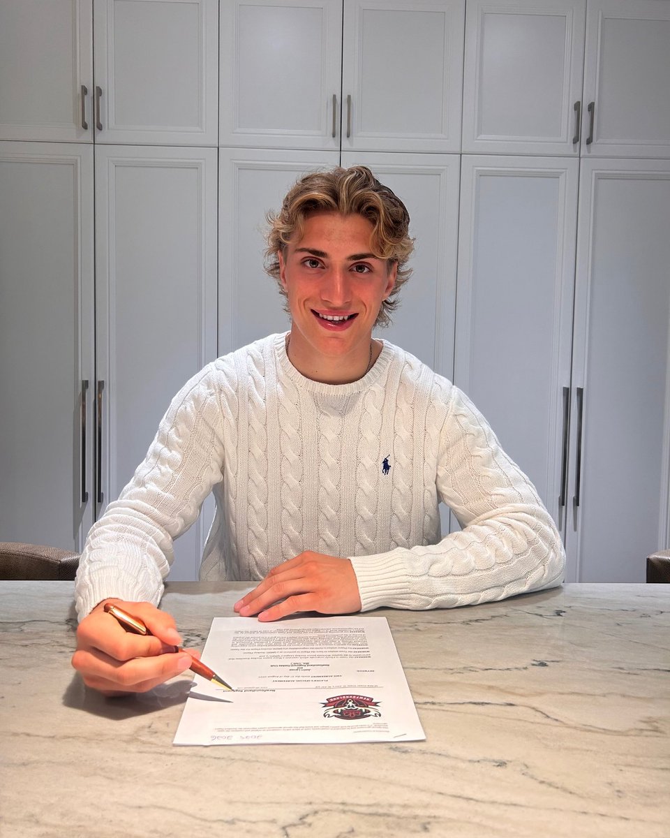 Justin Larose is Regiment ready ✍️

The 20 year old St-Lazare, Quebec native has officially signed on to play this upcoming season in Newfoundland!

Unite. Inspire. Defend.

🎟️: chl.ca/lhjmq-regiment…