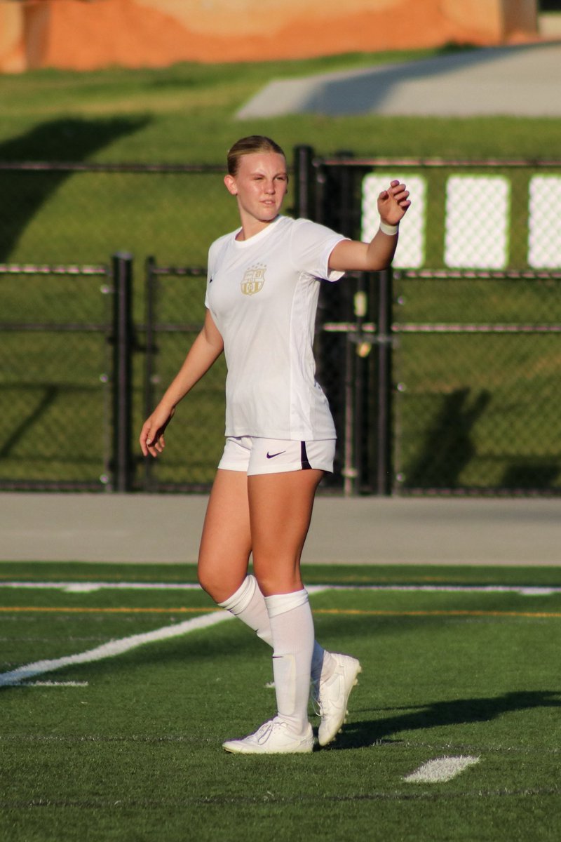 Courtney Burbidge (@sport_court_7) on Twitter photo Game 1 in the books! ⚽️
8-0 win @ Skyline ✅
Shutout, no shots allowed, starting strong on the back line! 💪
#DefenseWinsGames #LockedIn #ClassOf2027
@imyouthsoccer @imcollegesoccer <a href="/collegesoccercr/">College Soccer Creator</a> @ecnlgirls @prepsoccer @topdrawersoccer @thesoccerwire @smedley033 Game 1 in the books! ⚽️
8-0 win @ Skyline ✅
Shutout, no shots allowed, starting strong on the back line! 💪
#DefenseWinsGames #LockedIn #ClassOf2027
@imyouthsoccer @imcollegesoccer <a href="/collegesoccercr/">College Soccer Creator</a> @ecnlgirls @prepsoccer @topdrawersoccer @thesoccerwire @smedley033