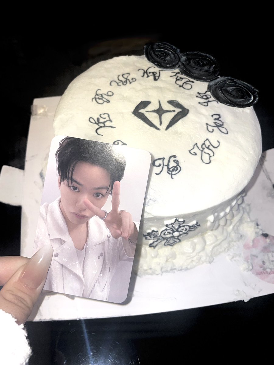 sakuu⟡.· tweet media