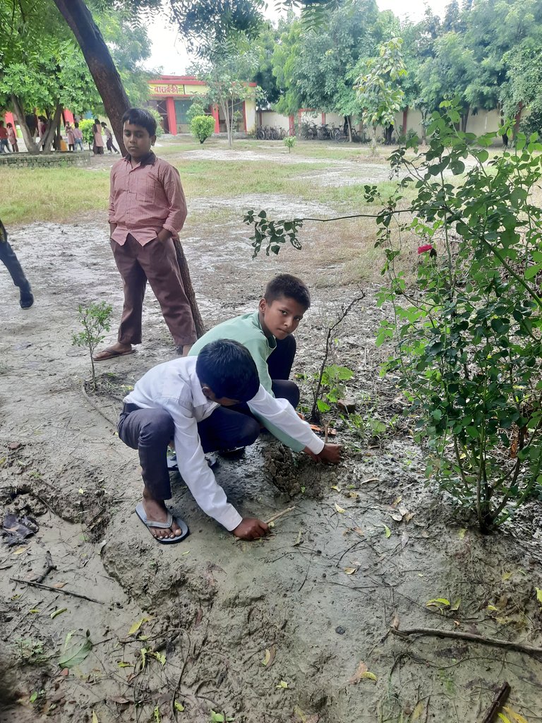 Geeta Yadav (@geetaradha79) on Twitter photo प्रकृति मित्र
Geeta Yadav
U.P.S. Odar, Nindura, Barabanki
<a href="/shikshansamvad/">मिशन शिक्षण संवाद @shikshansamvad</a>
<a href="/teachersclubup/">teachers club</a> <a href="/UNEP/">UN Environment Programme</a>
<a href="/ErikSolheim/">Erik Solheim</a>
<a href="/myogiadityanath/">Yogi Adityanath</a>
<a href="/narendramodi/">Narendra Modi</a>
<a href="/DEFCCOfficial/">Department of Environment, Forest & Climate Change</a>
<a href="/basicshiksha_up/">Department Of Basic Education Uttar Pradesh</a>
साभार टीम प्रकृति मित्र
मिशन शिक्षण संवाद प्रकृति मित्र
Geeta Yadav
U.P.S. Odar, Nindura, Barabanki
<a href="/shikshansamvad/">मिशन शिक्षण संवाद @shikshansamvad</a>
<a href="/teachersclubup/">teachers club</a> <a href="/UNEP/">UN Environment Programme</a>
<a href="/ErikSolheim/">Erik Solheim</a>
<a href="/myogiadityanath/">Yogi Adityanath</a>
<a href="/narendramodi/">Narendra Modi</a>
<a href="/DEFCCOfficial/">Department of Environment, Forest & Climate Change</a>
<a href="/basicshiksha_up/">Department Of Basic Education Uttar Pradesh</a>
साभार टीम प्रकृति मित्र
मिशन शिक्षण संवाद
