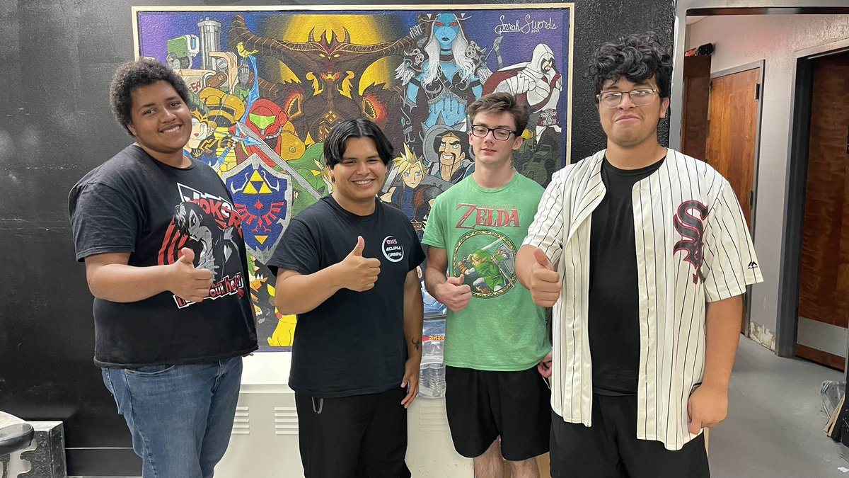 TeamEclipseSSB's tweet image. First tournament where a majority of Team Eclipse went to. No top 8, but a close 9th for @DigitalR1ce. Thank you for letting us help host an amazing tournament Desh gaming lounge!!!
