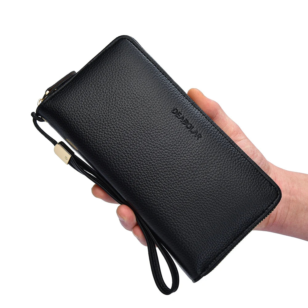 BilankasWorld's tweet image. Keep essentials organized effortlessly with our sleek wallet! Fits everything you need, crafted to last, and slips easily into your bag or hand. Simplicity meets style and practicality. #BilankasWorld #WalletEssentials bilankasworld.ca/products/long-…