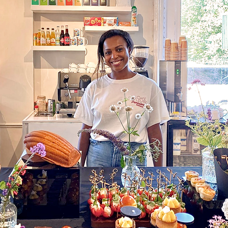 Meet Madeleine Café's suppliers (1) Claudine Bakery
Our partner Sephora is the heart &amp; soul behind all the delicious madeleines &amp; chouquettes she bakes with passion and, clearly, a little touch of magic. Supporting small &amp; local has never tasted so good!
bit.ly/3UskcMs