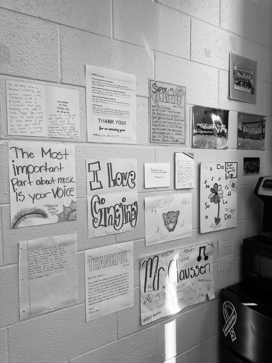 Room 219 is ready for our new and returning students!!! See you all TOMORROW for the first day of school!

#RoarJagsRoar #SingJagsSing #YourVoiceMatters