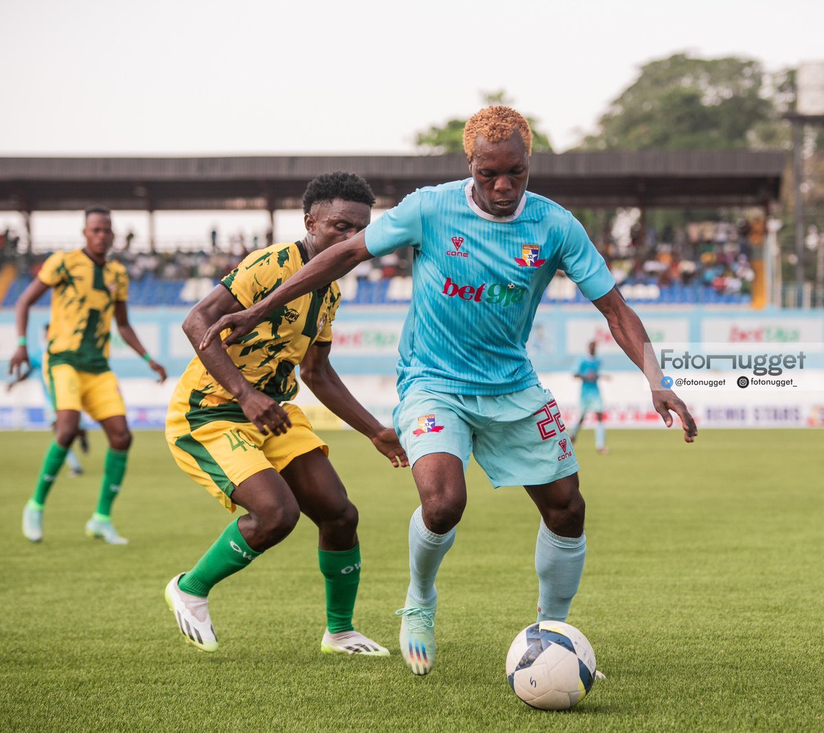 🚨EXCL: Sources have informed that Seun Ogunribide is close to a move to Kwara Utd. 

This comes after generating interest from Bayelsa Utd and clubs in Benin Republic. 

Deal not done yet but could be soon. 

#NPFLTransferWithMike