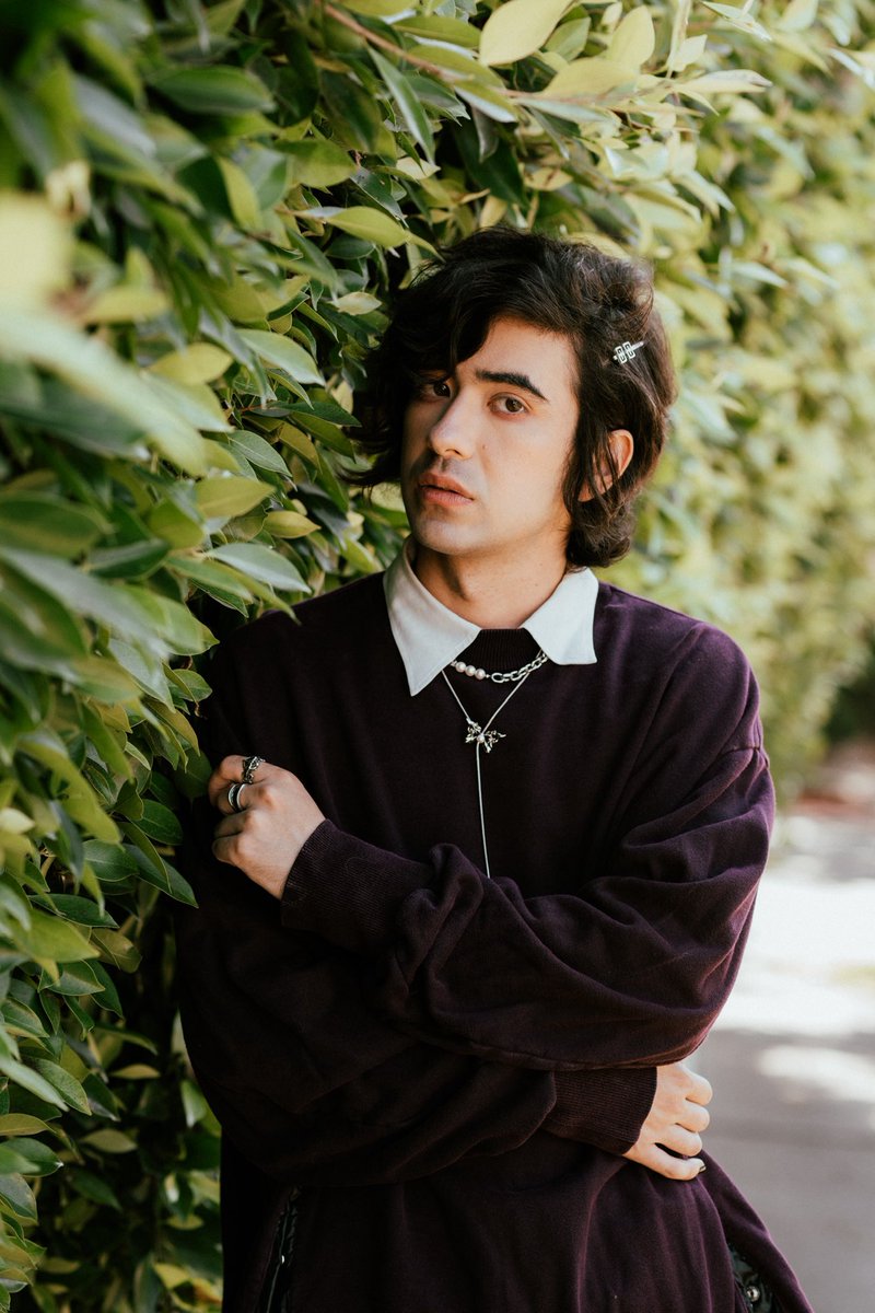 Marche's tweet image. . 🌺🌺           🌺🌺
🌺🌺🌺🌺🌺🌺🌺
🌺🌺🌺🌺🌺🌺🌺
   🌺🌺🌺🌺🌺🌺
 Λ 🌺🌺🌺🌺🌺
( ˘ ᵕ ˘ 🌺🌺🌺
 ヽ  つ＼     ／
    UU   / 🎀 \

📸:@tessiconic