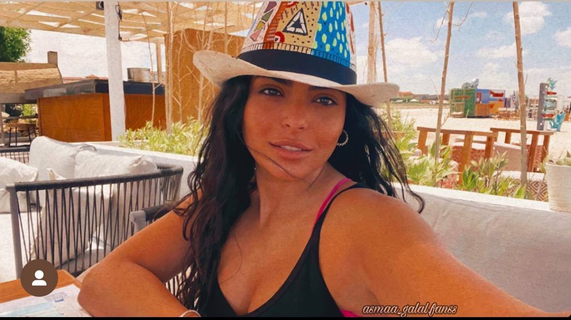 مالك يا خو..ل بدات تلعب في خر…مك ليه 

#اسماء_جلال