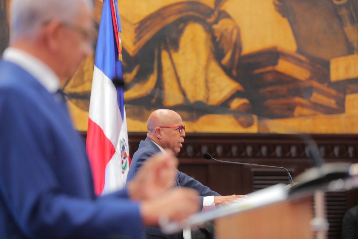 📊 Entre agosto 2024 y agosto 2025, <a href="/DiputadosRD/">Cámara de Diputados de la República Dominicana</a> celebró 103 sesiones del Pleno:
▪️71 ordinarias
▪️30 extraordinarias
▪️2 por mandato constitucional
Informe presentado por @PachecoAlfredoo
#CongresoRindeCuentasRD