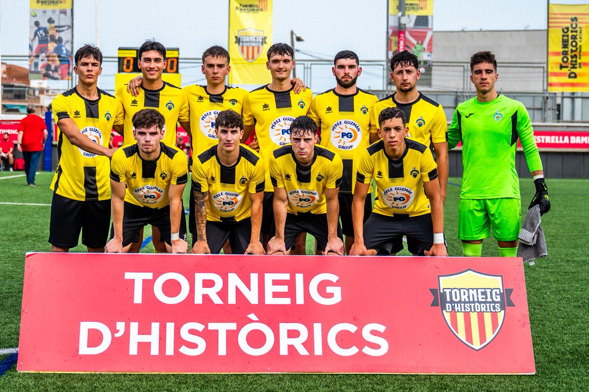 thistorics's tweet photo. La @Montanyesa1927 debuta a l'#Històrics25 amb aquest onze de sortida!

#SomHistòrics #futbolcat https://t.co/x3IvUWFazG