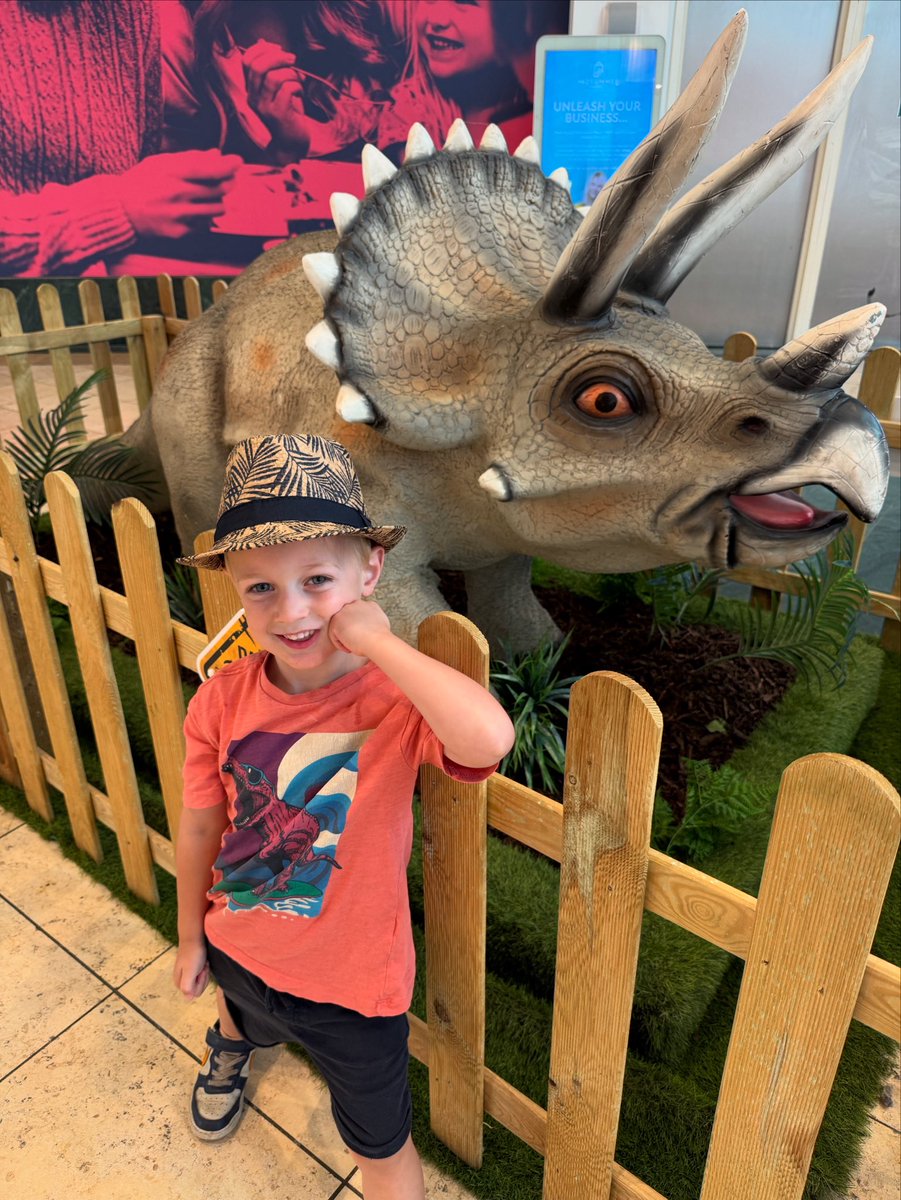 Today we did the uniform shop and visited the trampoline park (where obvs I injured myself trying to jump like I did in my late teens!) - plus T got a new hat, as demonstrated in the pic #day13 #summerholidays