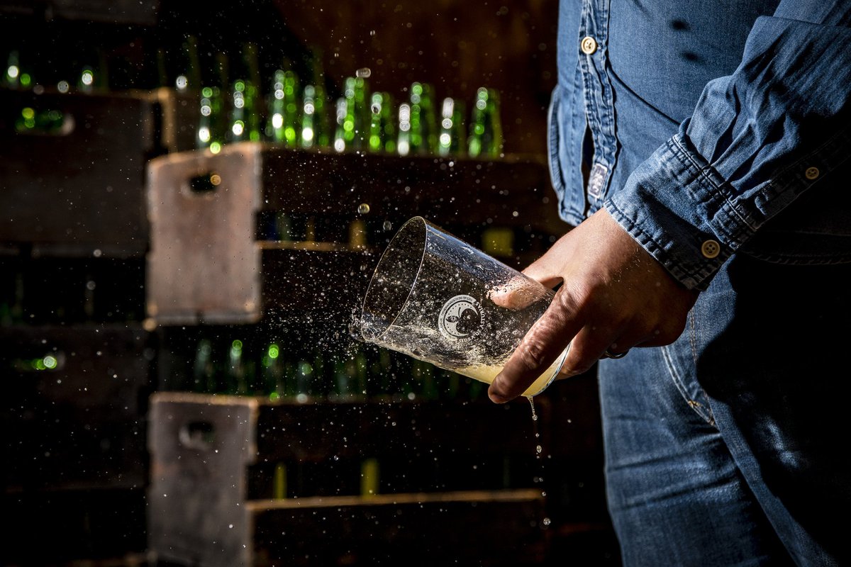 ¿No sabes lo que es una 𝗽𝗶𝗽𝗮, un 𝗱𝘂𝗲𝗿𝗻𝘂 o 𝗲𝘀𝗽𝗮𝗹𝗺𝗮𝗿...?
Calma, que para eso estamos.
Pásate por nuestro 𝘃𝗼𝗰𝗮𝗯𝘂𝗹𝗮𝗿𝗶𝗼 𝘀𝗶𝗱𝗿𝗲𝗿𝗼 y habla como un/a #SIDRATURISTAPRO 😎🍏
Entra en 👇🏻sidraturismoasturias.es/nuestra-sidra/… y adéntrate en la #culturasidreraasturiana