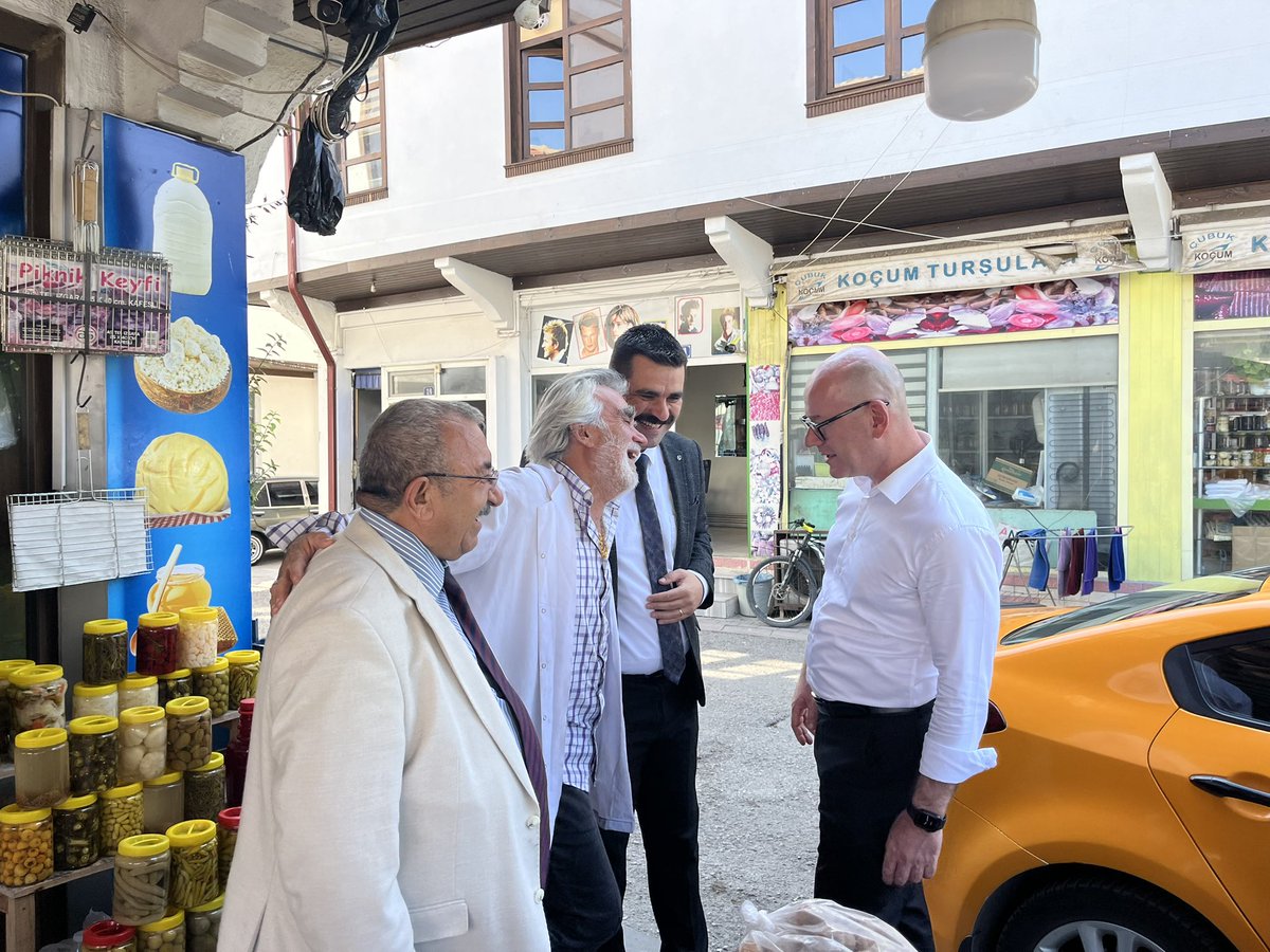 eczserkansari's tweet image. 📌 #Çubuk’ta umut büyüyor, değişim yükseliyor!

İstanbul Milletvekilimiz Ayşe Yanıkömeroğlu, PM Üyemiz Uygar Parçal ve Ankara İl Başkan Yardımcımız Özgür Cinalioğlu ile birlikte, CHP Çubuk İlçe Başkanımız Alaaddin Cinalioğlu ve ilçe yöneticilerimizle sahadaydık.

Çubuk Dernekler