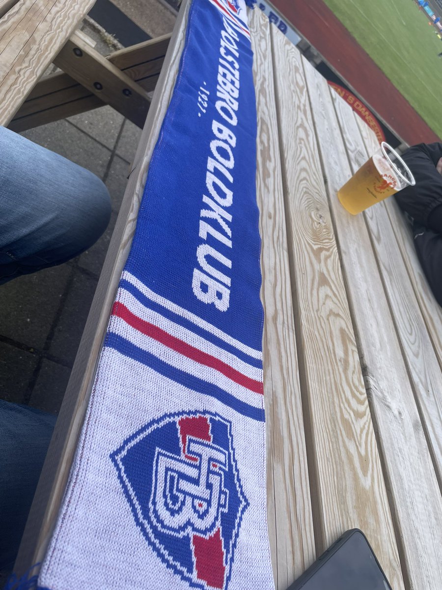 frank_jonker's tweet photo. Even een bekerwedstrijd meepakken. #dbupokalen https://t.co/uOBLlisVwv