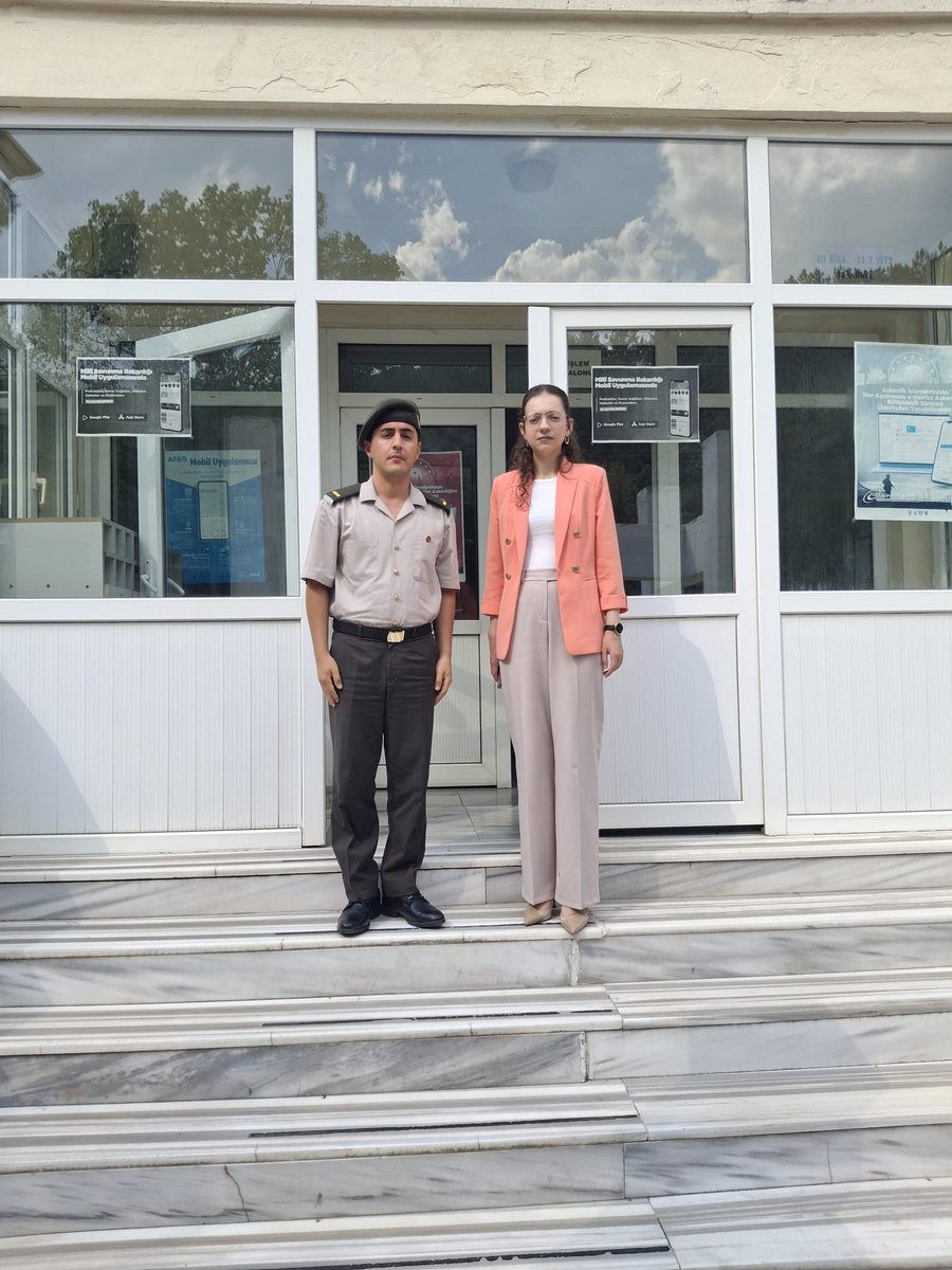 📍 Kurum Ziyareti
Kaymakamımız Sayın Ceyda Durmaz, kurum ziyaretleri kapsamında Mudurnu Askerlik Şubesi’ni ziyaret etti.
Askerlik Şubesi Başkanı Personel Asteğmen Cihat Fidan’dan brifing alan Kaymakamımız, görevdeki personele başarılar diledi.