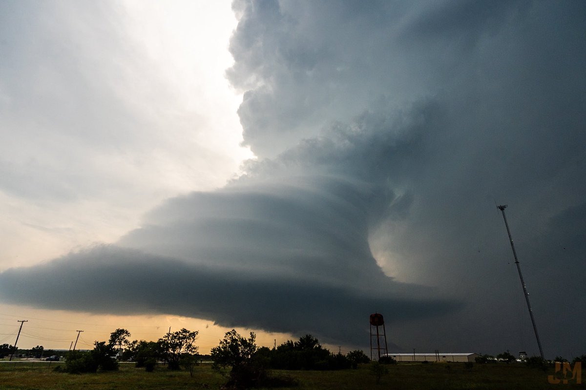 My top 4 structure days of 2025

1. Amistad, NM - June 7
2. Elyria, NE - June 19
3. Arriba, CO - August 4
4. Palo Pinto, TX - May 22