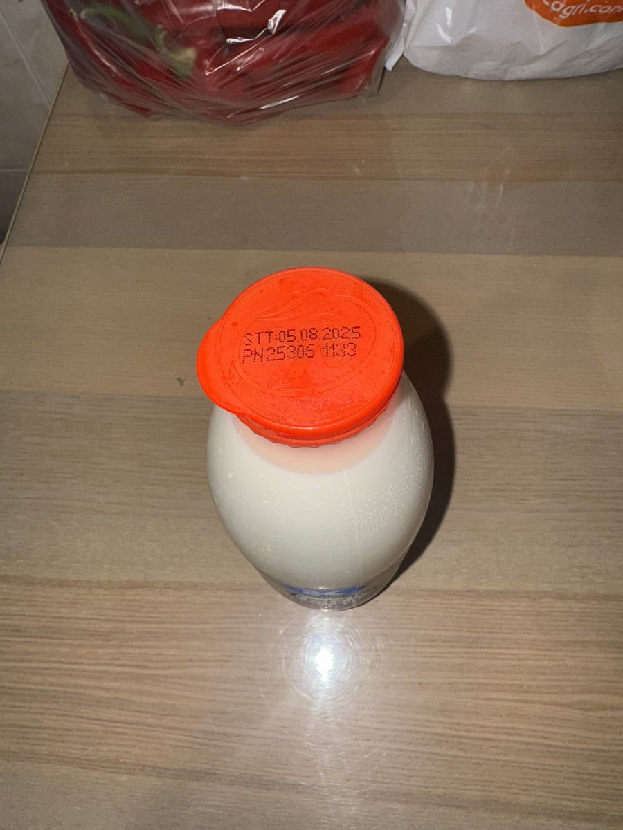 Çocuğumuza vereceğimiz sütü  neden tarihi geçmiş olarak gönderiyorsunuz 😡😡 <a href="/getir/">getir</a> <a href="/getirbuyuk/">getirbüyük</a> <a href="/bilincli_tuket/">Bilinçli Tüketim Hareketi</a>