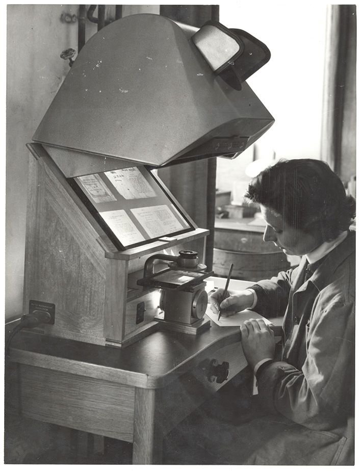 #CsütörtökiMúltidézés #tbt #mikrofilm #microfilm Fotótárunkból: hdl.handle.net/10831/22053
Részletek: facebook.com/photo/?fbid=11…