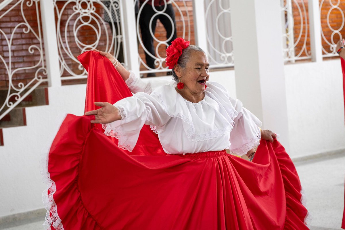 🎭 ¡Celebramos con arte, cultura y deporte!

 Hoy Usme vibra con sus presentaciones y su talento local. 💃🏽 #487RazonesPorBogotá