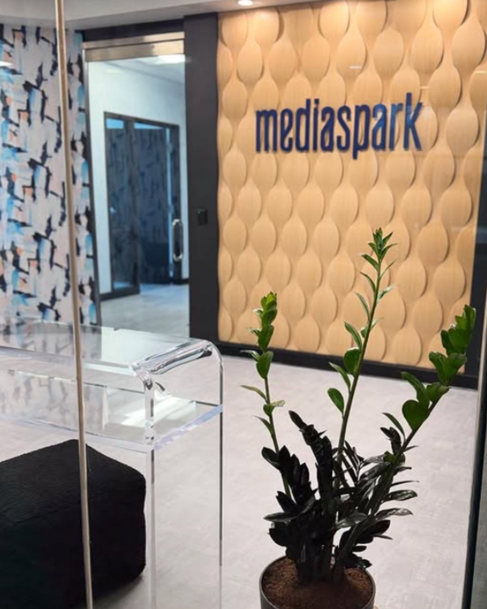 Interlam-Design tweet media