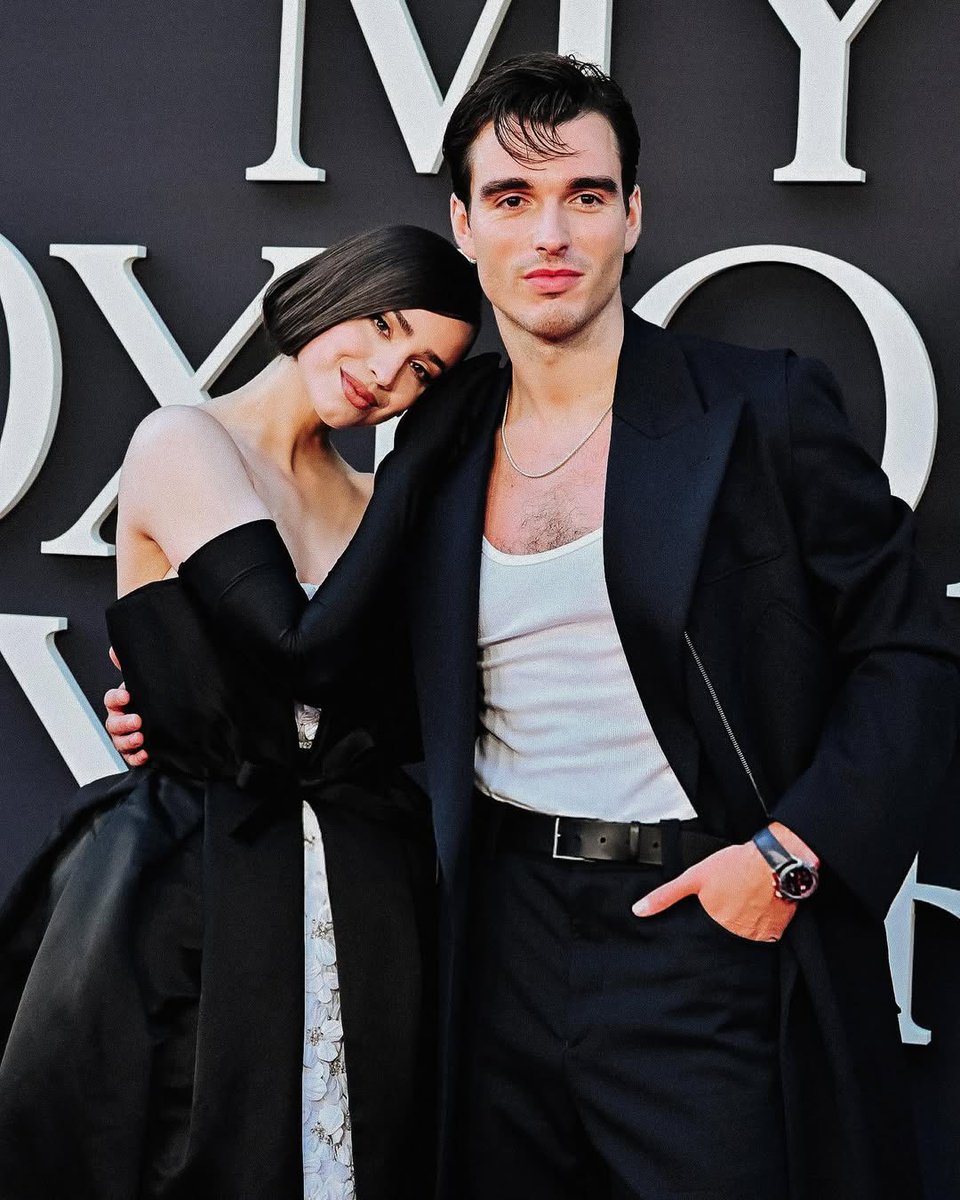 Sofia Carson Brasil tweet media