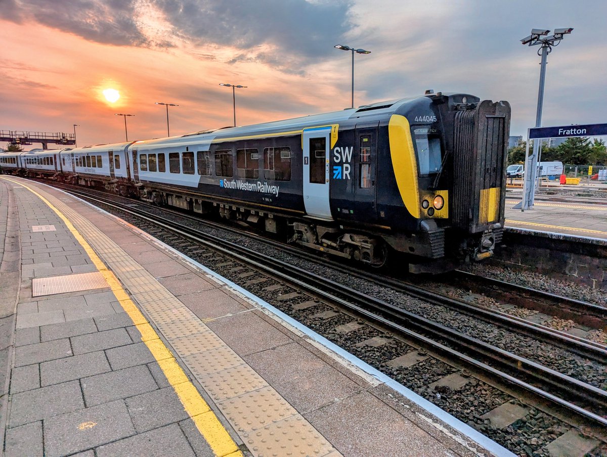 Fratton Station earlier this morning, with the new footbridge open too!!