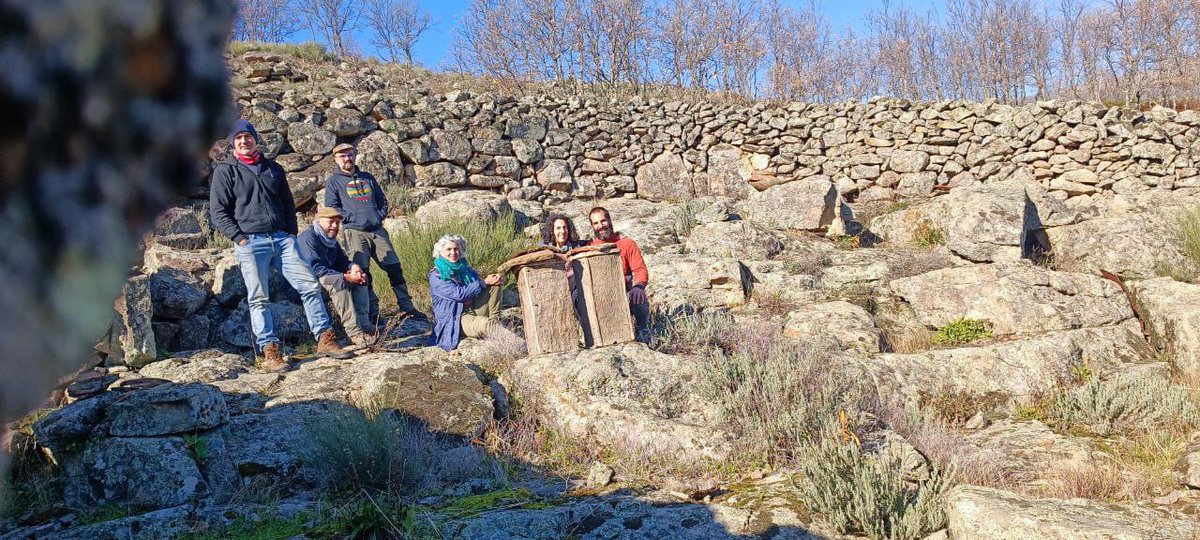 La Asociación Verata de Apicultores ultima la puesta en marcha de un mapa interactivo de corrales de corchos 🐝
Una labor intensa de recuperación y divulgación del rico patrimonio extremeño entorno a la miel y las abejas 📻👇
canalextremadura.es/a-la-carta/el-…