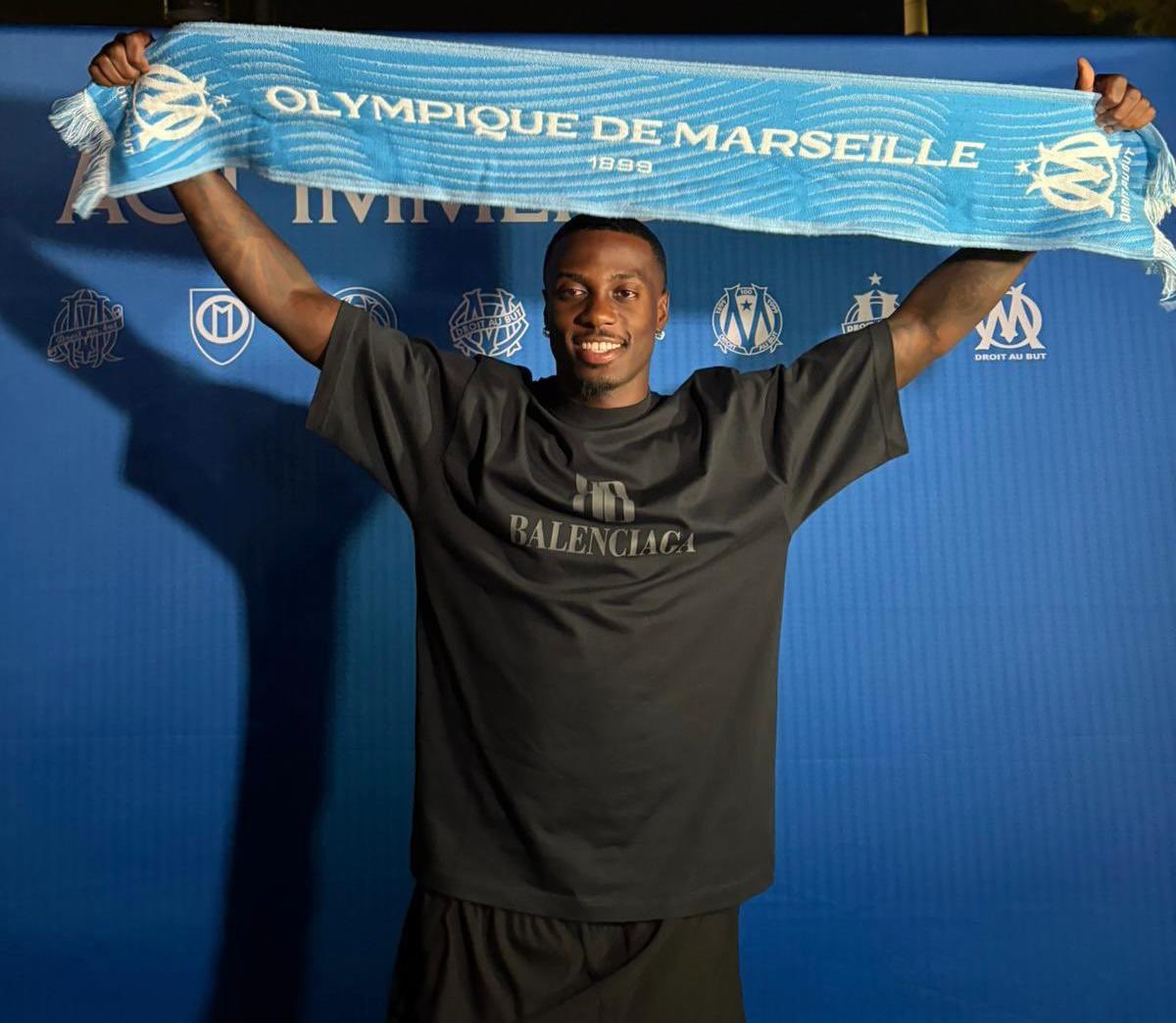 Marco Baridon (@baridonmarco) on Twitter photo UFFICIALE Timothy #Weah all’#OM ✅
Le cifre ufficiali 👉🏻 1 milione per il prestito, 14,4 milioni per l’obbligo di riscatto (pagabili in 4 esercizi) e 4,1 milioni di bonus. Impatto positivo a bilancio di circa 6 milioni 💰 <a href="/junews24com/">JuventusNews24.com</a> UFFICIALE Timothy #Weah all’#OM ✅
Le cifre ufficiali 👉🏻 1 milione per il prestito, 14,4 milioni per l’obbligo di riscatto (pagabili in 4 esercizi) e 4,1 milioni di bonus. Impatto positivo a bilancio di circa 6 milioni 💰 <a href="/junews24com/">JuventusNews24.com</a>