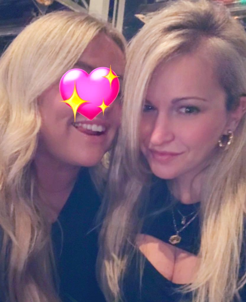 GoddessNikkiD (@goddessnikkid) on Twitter photo another day. ๐ธ๐ผ another flight. โ๏ธ
Off to somewhere w/ my besties & REAL men.. something you gooners canโt relate to! ๐คฃ
hint.. bc i know you mutts love lil breadcrumbs of my amazing life!
My getaway will involve A LOT of:
๐๐๏ธ๐น๐ฅ๏ธ ๐ต ๐ง
While iโm YET AGAIN in airport & another day. ๐ธ๐ผ another flight. โ๏ธ
Off to somewhere w/ my besties & REAL men.. something you gooners canโt relate to! ๐คฃ
hint.. bc i know you mutts love lil breadcrumbs of my amazing life!
My getaway will involve A LOT of:
๐๐๏ธ๐น๐ฅ๏ธ ๐ต ๐ง
While iโm YET AGAIN in airport &