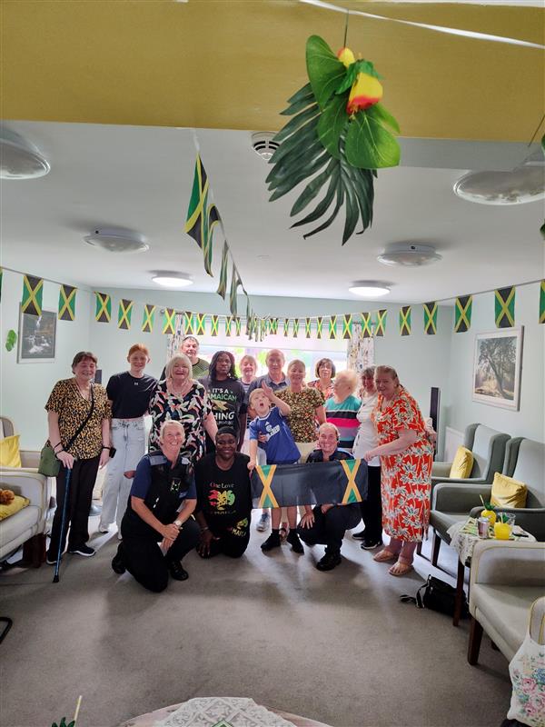👮🏽‍♀️ Neighbourhood TEAM 2 👮🏽‍♀️Harpurhey

Today PCSO Angela and PCSO Lisa attended Sydney Jones court and helped the residents celebrate Jamaican Independence Day 
Fun and games were had by all .
 
#Team2  #InspPickavance #safe4summer  #safertowns  #SydneyJonesCourt  #Housing21