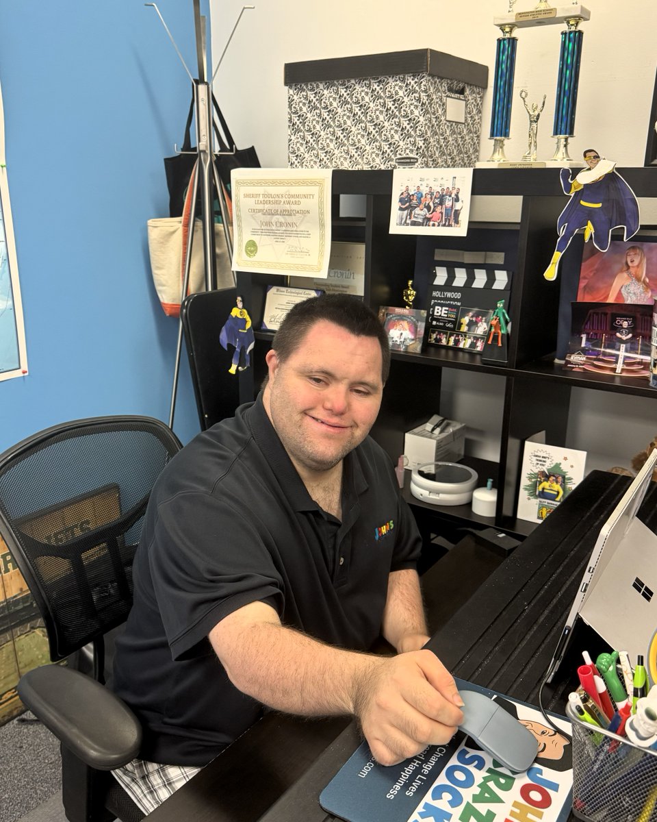 JohnsCrazySocks's tweet photo. Too often, people assume AI is too advanced for people with IDD.
That’s not true and it’s holding people back.
Let’s stop assuming and start equipping everyone with tools to grow, work, and thrive.
#AccessibleTech #InclusionWorks #AbilitiesRising https://t.co/Vzgfwd2uNw
