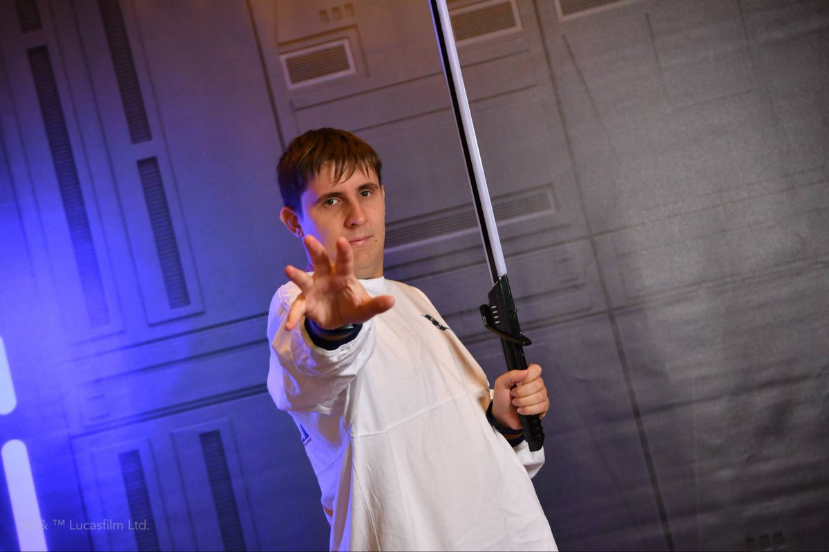 I have wield the Darksaber!