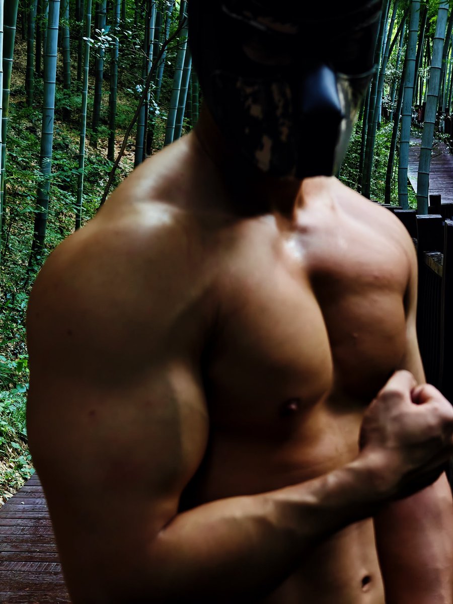 夏天的味道就是汗臭味