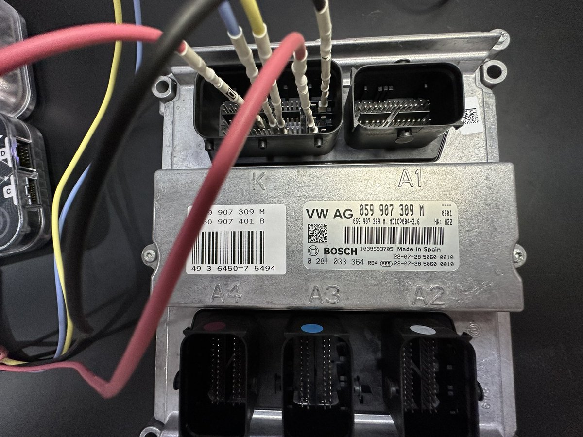 AutoVegaMotors's tweet image. VOLKSWAGEN TOUAREG 3.0 TDI 2023 286HP 
ÉCU BOSCH MD1CP004 #benchmode #Flex 
▪️STAGE1 +40HP +92NM🔝🚘🚀✔️
Client très très satisfait!! 😌