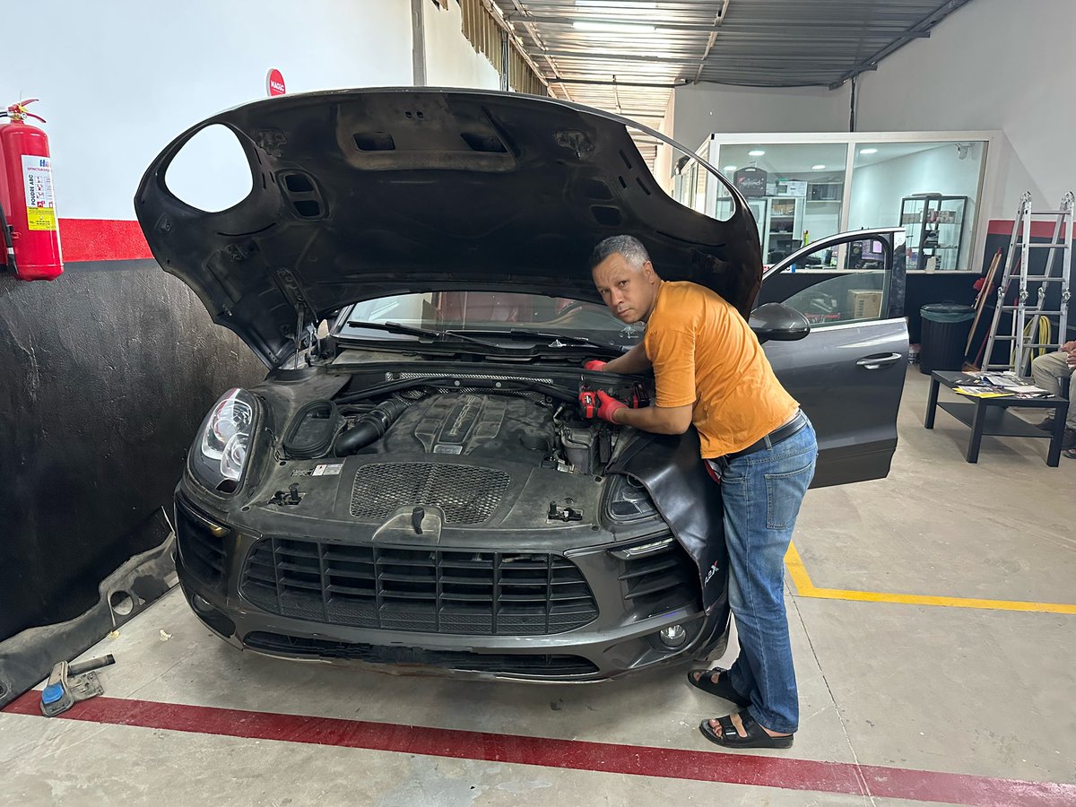 AutoVegaMotors's tweet image. PORSCHE MACAN S 
3.0TDI 258HP ECU BOSCH EDC17CP44
Read virtual #OBD &amp;amp; #benchmode for real.
▪️Stage1 +55HP +92NM 🚀🚀🚘🚘🚀🚀🔝
▪️DPF EGR ADBLUE OFF🔝✔️🆗
CLIENT SUPER SATISFAIT 😌 🔝