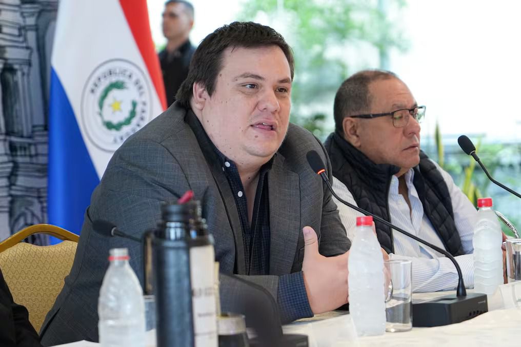 🔴GOBERNADORES CELEBRAN PROGRAMA HAMBRE CERO COMO LEGADO ESTATAL 

 ◾Durante la reunión del Consejo Nacional de Alimentación Escolar (CONAE), el presidente del Consejo de Gobernadores <a href="/de_gobernadores/">Consejo De Gobernadores del Paraguay</a> y gobernador del Guairá, <a href="/CesaritoSosaCLS/">Cesarito Sosa</a>, destacó su satisfacción y orgullo