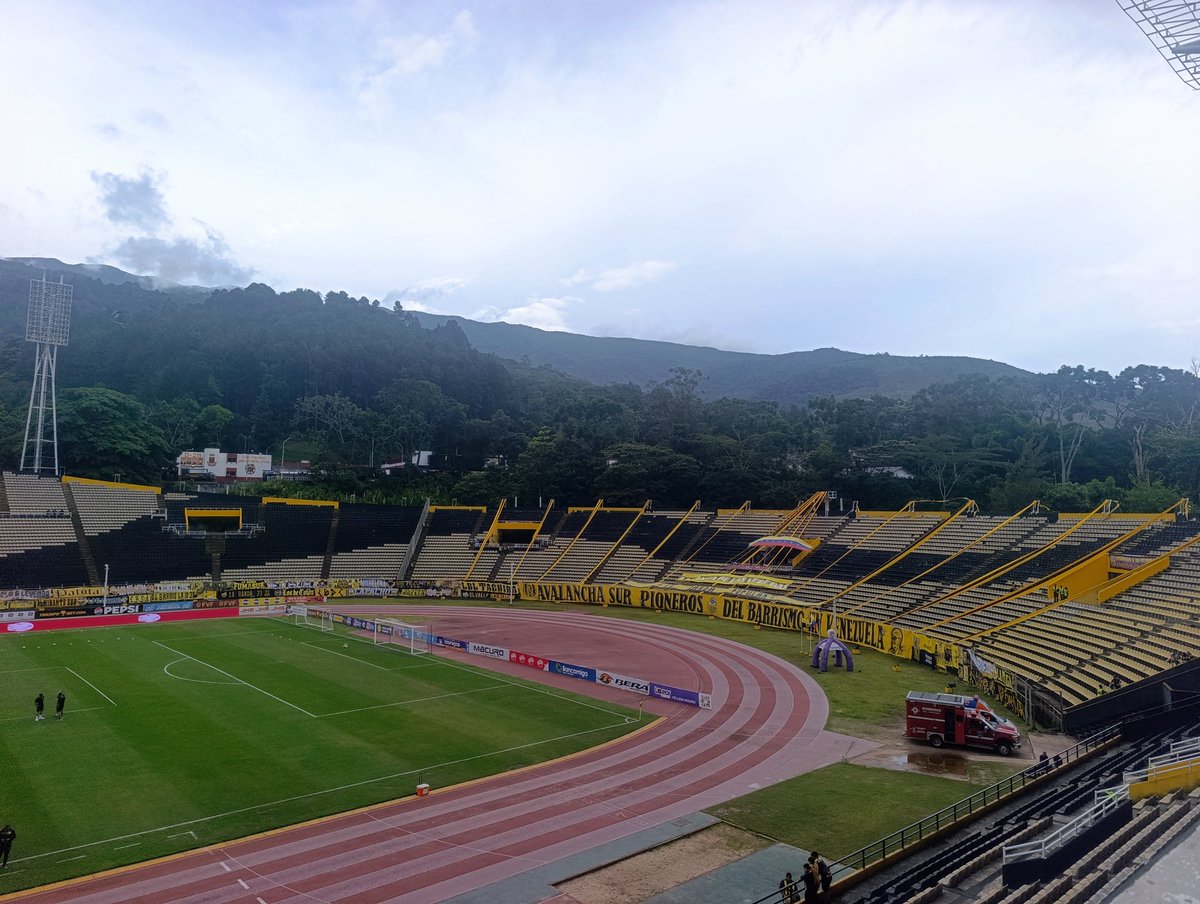 Estadio Polideportivo de Pueblo Nuevo