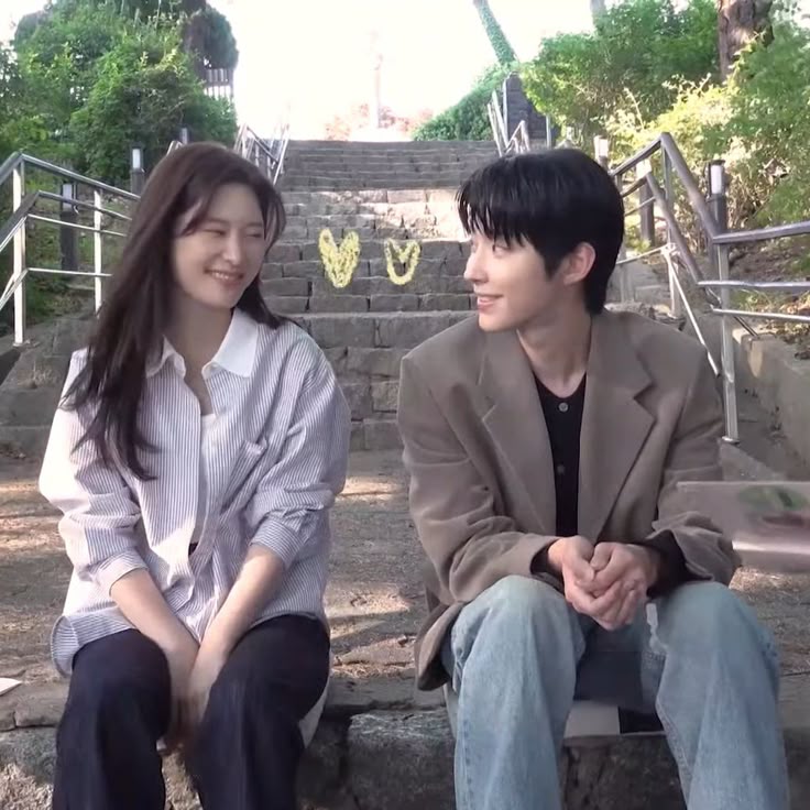 avi 🌌 I MET INYOUP (@inyoupsnoona) on Twitter photo 