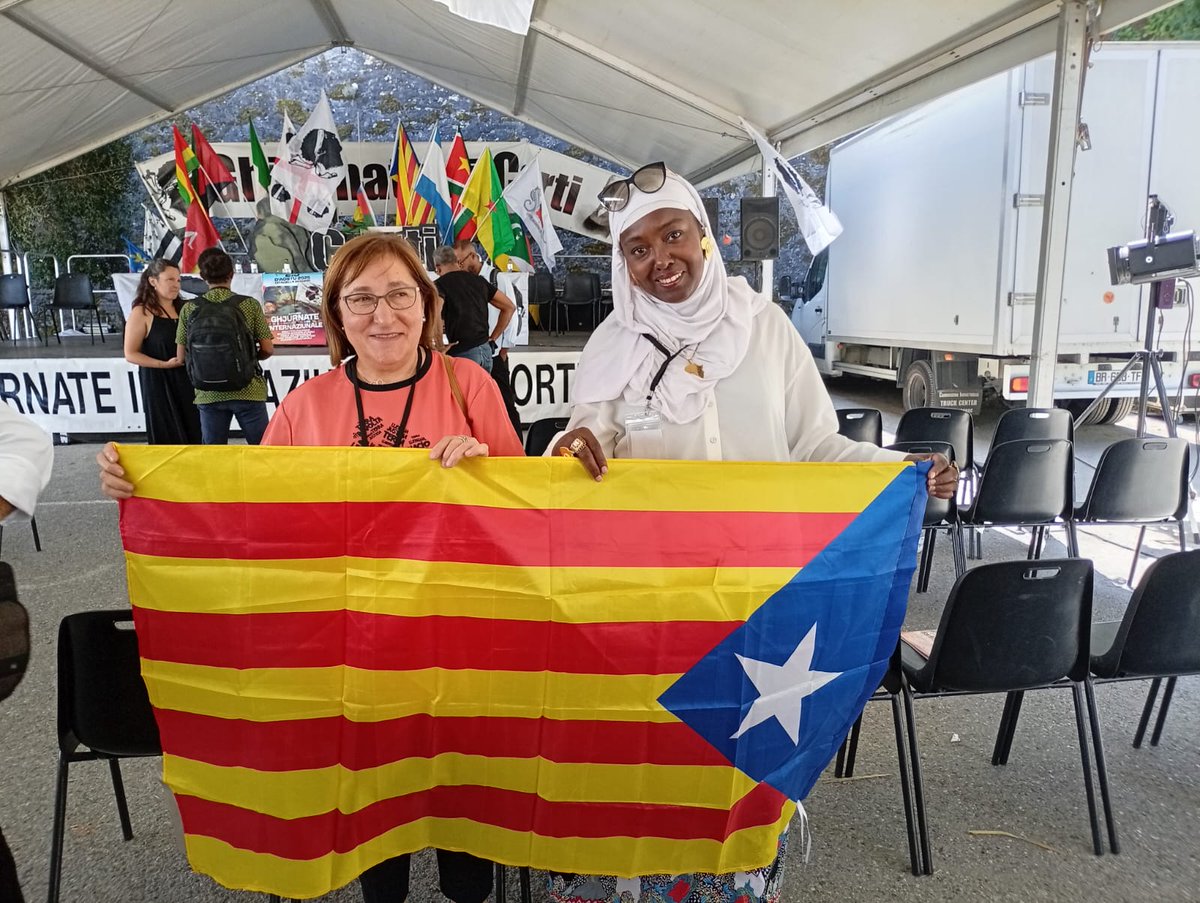 Conxita Bosch (@bosch_conxita) on Twitter photo Jornades Internacionals de Corti 2025.
Ens hem reunit amb la delegació de les Comores i Mayotte, membres de
Front Internacional de Descolonització ( FID), per intercanviar informació sobre les nostres lluites <a href="/bakuinitiative/">Baku Initiative Group</a>
<a href="/Front_int_decol/">José BWAKANPECH</a> <a href="/assemblea_int/">Assemblea International</a> <a href="/CatalunyaCorsic/">Catalunya Corsica</a> Jornades Internacionals de Corti 2025.
Ens hem reunit amb la delegació de les Comores i Mayotte, membres de
Front Internacional de Descolonització ( FID), per intercanviar informació sobre les nostres lluites <a href="/bakuinitiative/">Baku Initiative Group</a>
<a href="/Front_int_decol/">José BWAKANPECH</a> <a href="/assemblea_int/">Assemblea International</a> <a href="/CatalunyaCorsic/">Catalunya Corsica</a>